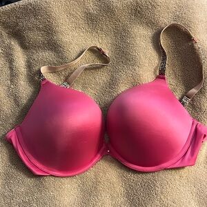 Frederick’s of Hollywood Push up bra. Size 36D